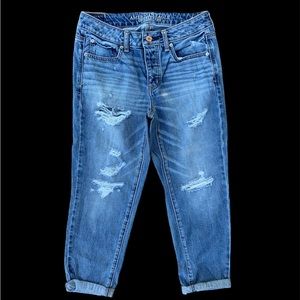 American eagle boy crop destroyed jeans sz 4
